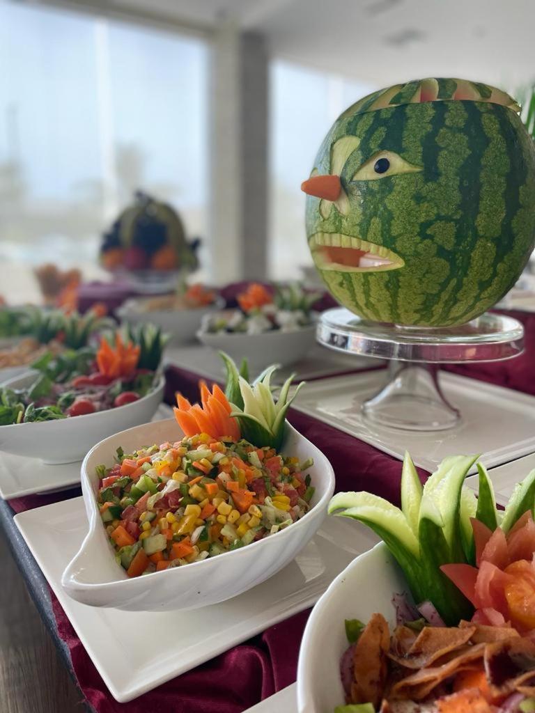 Warwick Al Jubail Hotel Buitenkant foto